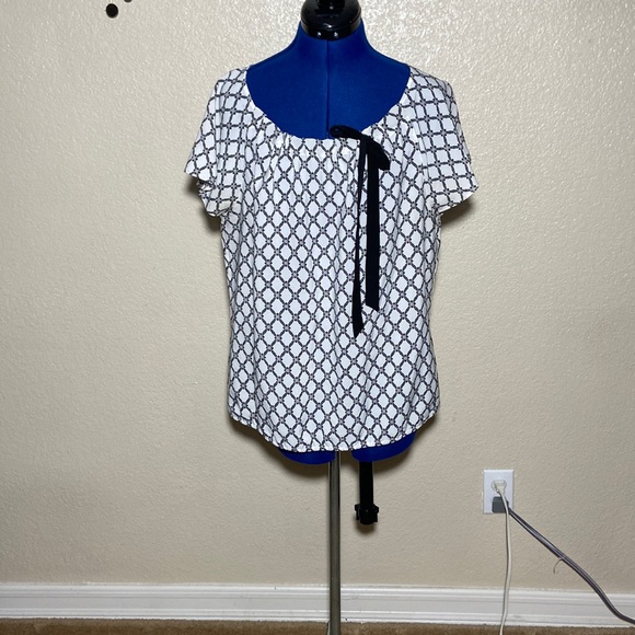 LOFT Tops - LOFT blouse